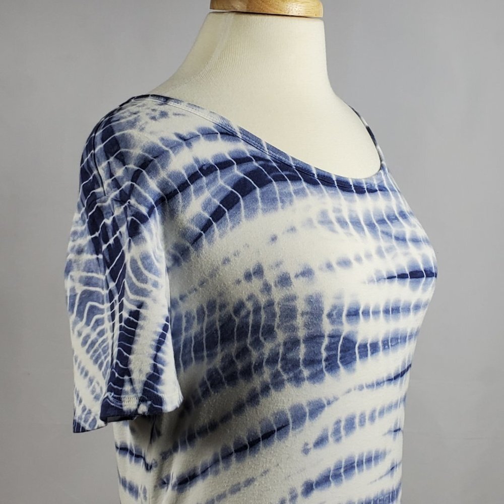 Time and Tru Blue + White Short-Sleeved Crew Neck Top - Picture 8 of 9